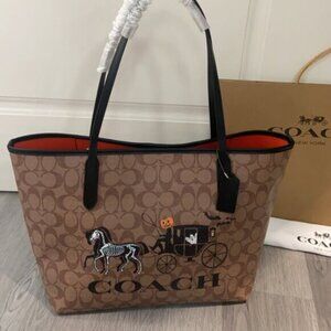 Coach Halloween tote and pumpkin driver coach wagon new